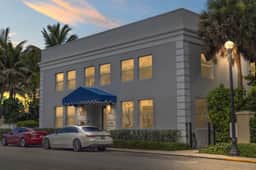 Boutique condo w/oceanfront & concierge