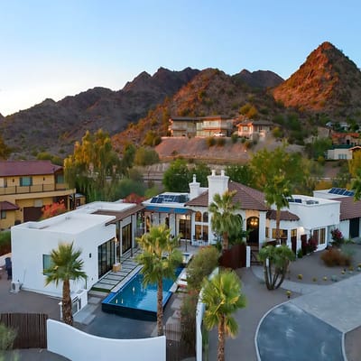 Resort retreat w/heated pool & hot tub