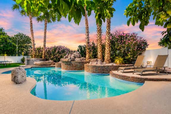 The Gatsby I By Hotel Home Stays - Image 1