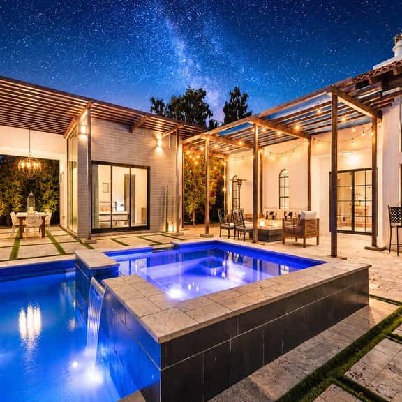 Retreat w/heated pool & hot tub near Camelback - Image 1